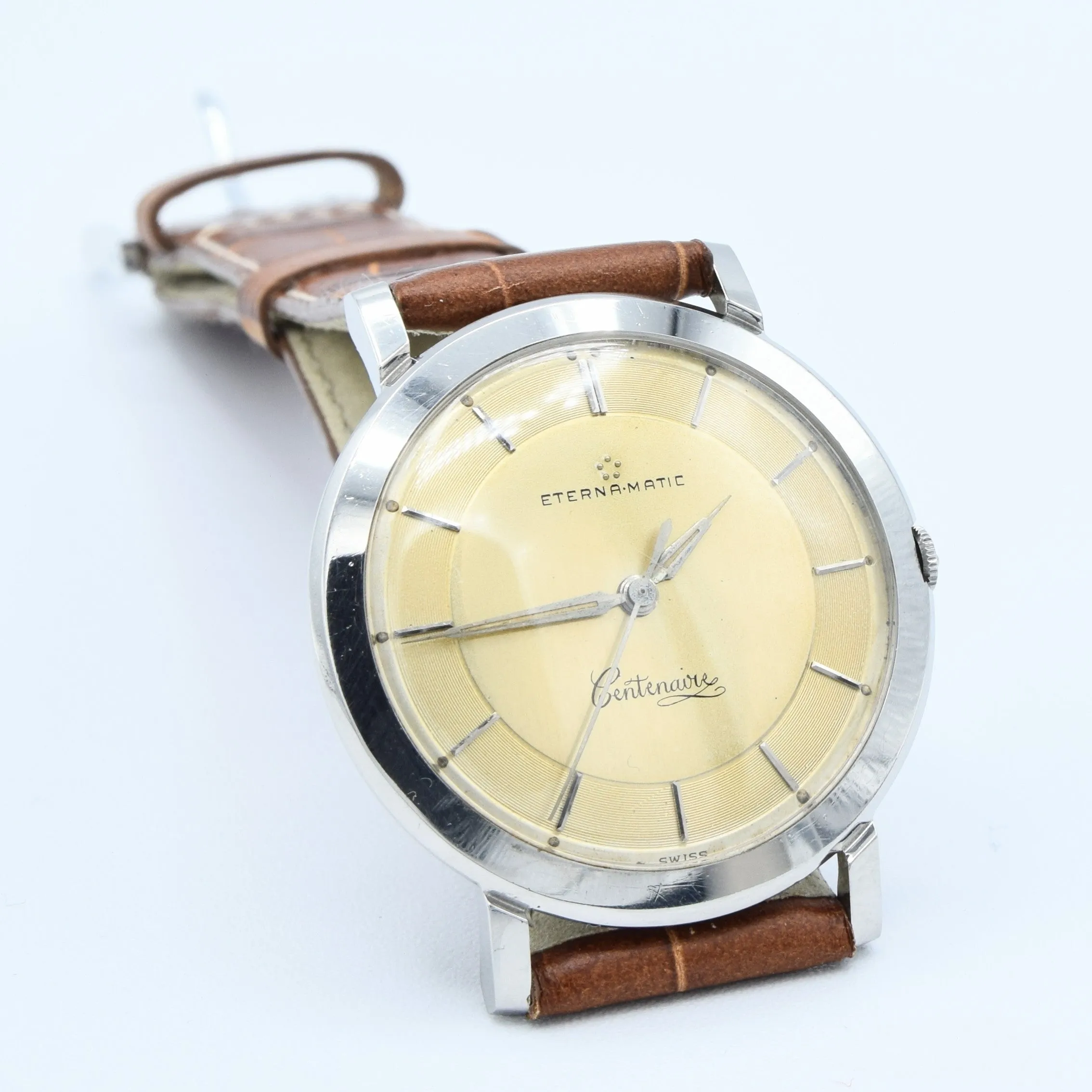 1958 Sleek Eterna-Matic Centenaire Automatic Wristwatch with Stunning Two Tone Original Champagne Dial