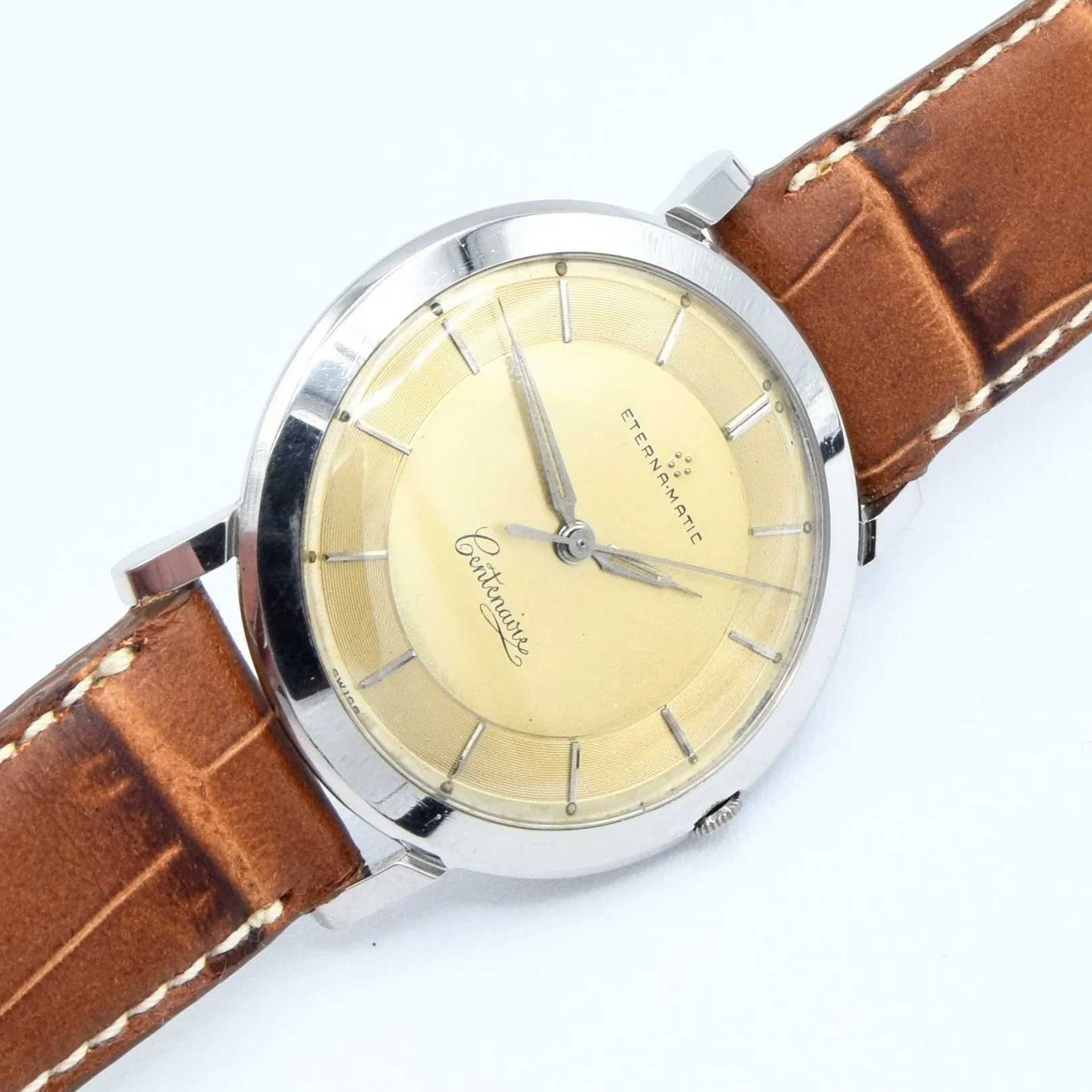 1958 Sleek Eterna-Matic Centenaire Automatic Wristwatch with Stunning Two Tone Original Champagne Dial