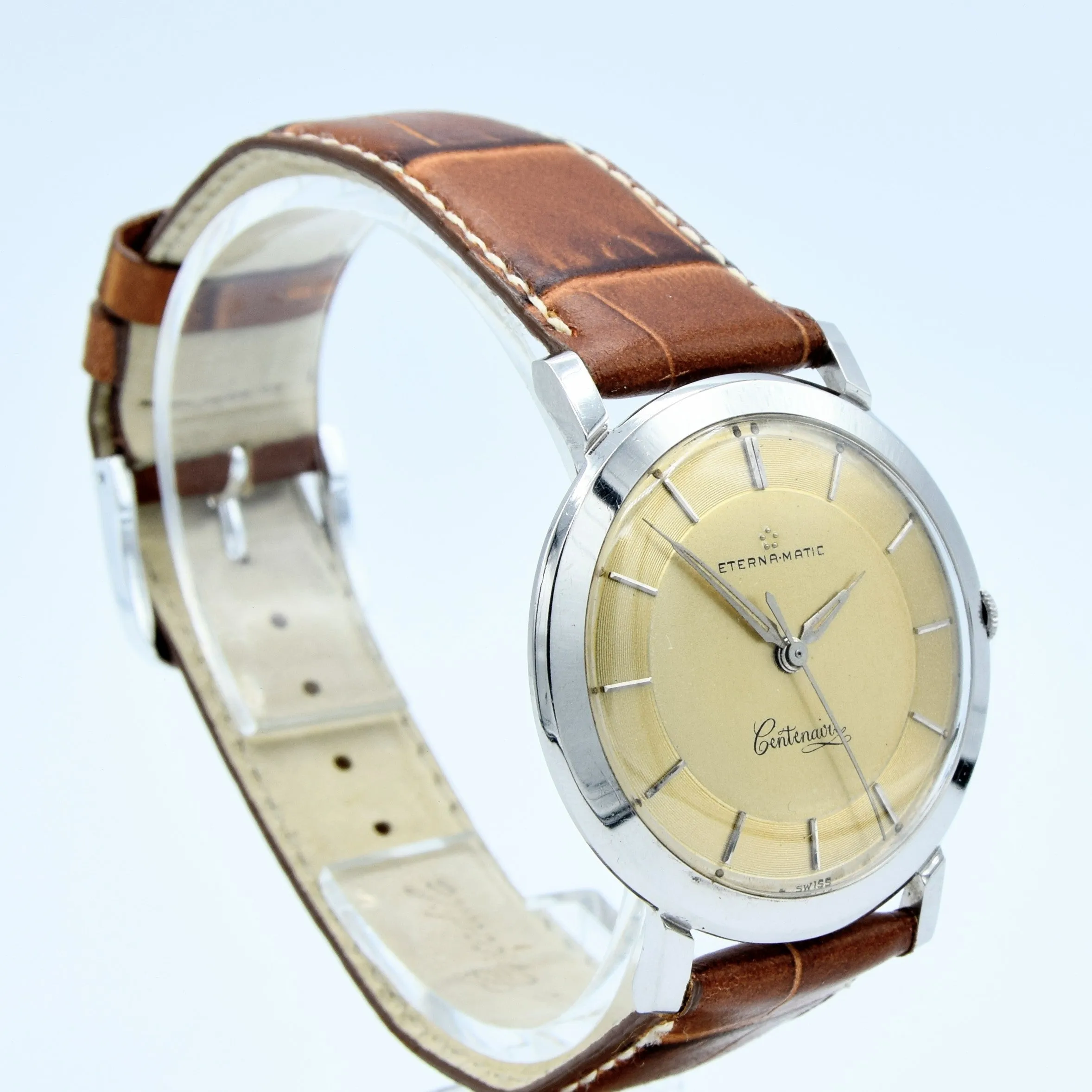 1958 Sleek Eterna-Matic Centenaire Automatic Wristwatch with Stunning Two Tone Original Champagne Dial