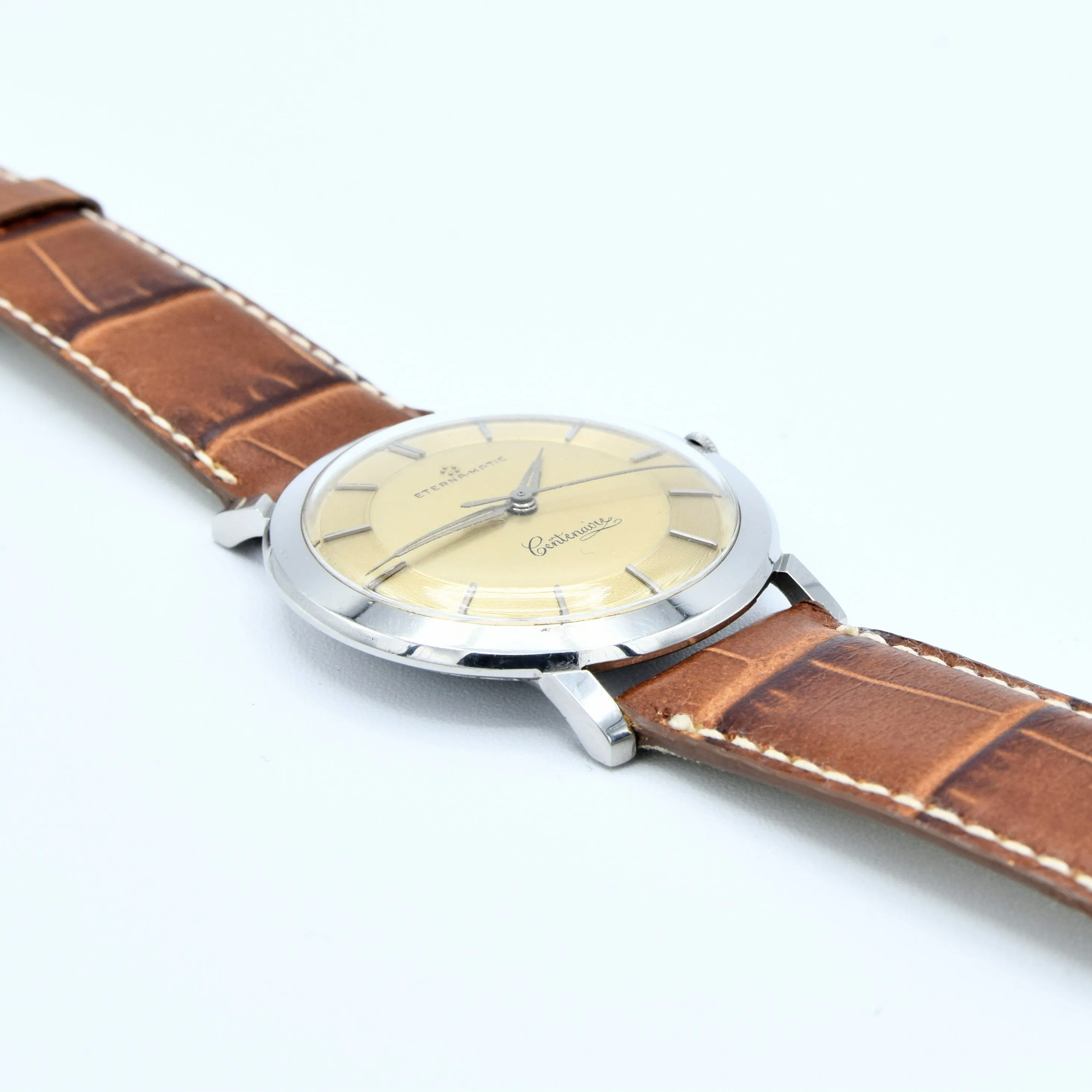 1958 Sleek Eterna-Matic Centenaire Automatic Wristwatch with Stunning Two Tone Original Champagne Dial