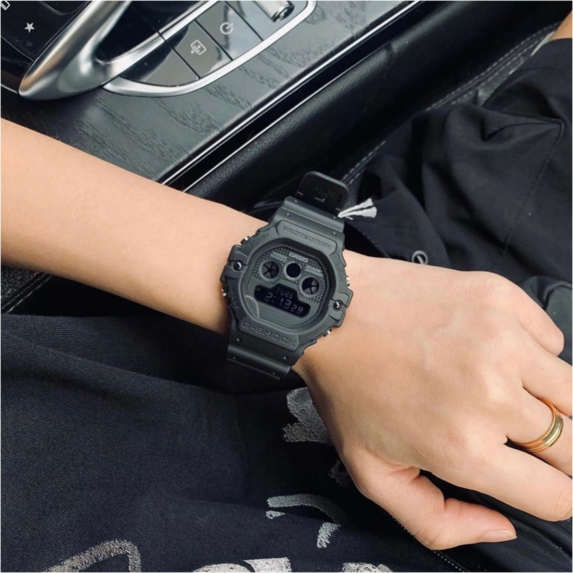 DW-5900BB-1D