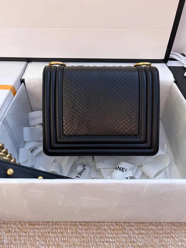 Elegant Nicely - CHL Bags - 3420