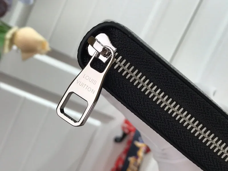 Fashion Lu-Vi bags - 2700