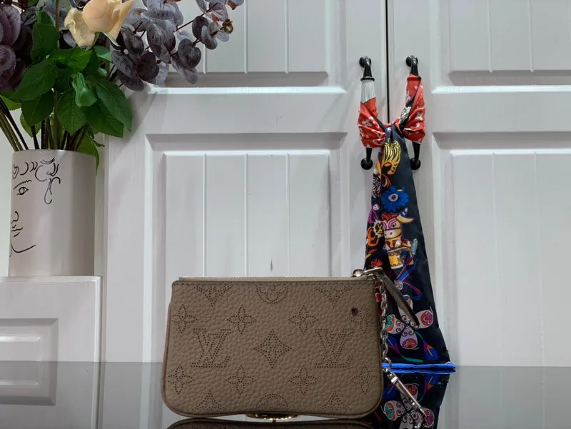 Fashion Lu-Vi bags - 2890