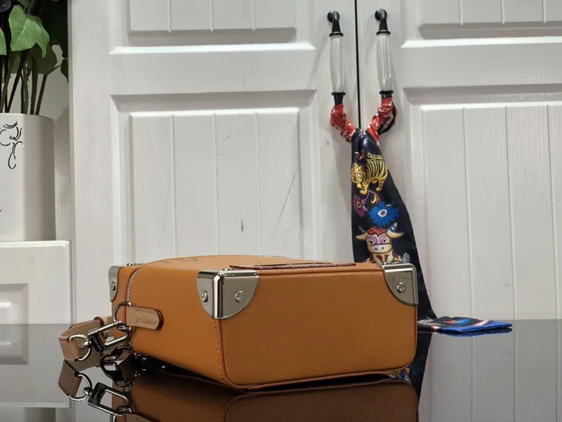 Fashion Lu-Vi bags - 3462