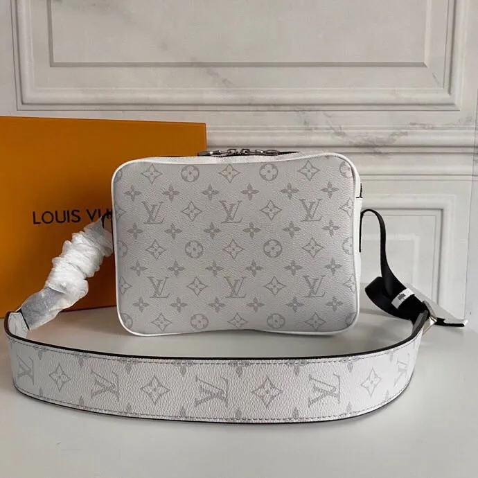 Fashion Lu-Vi bags - 3726
