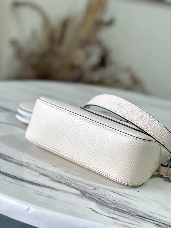 Fashion Lu-Vi bags - 4379