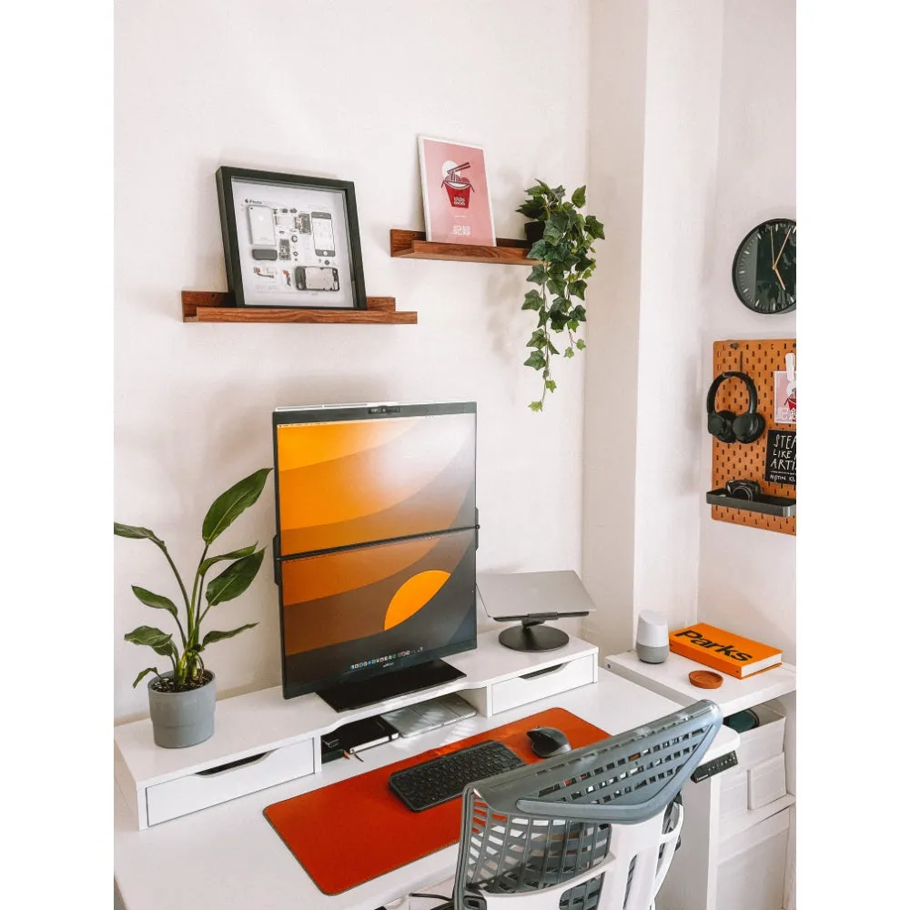 MOBILE PIXELS Geminos T - 24-inch stacked monitors - 10-in-1 multiple docks - Adjustable height and viewing angle - Black