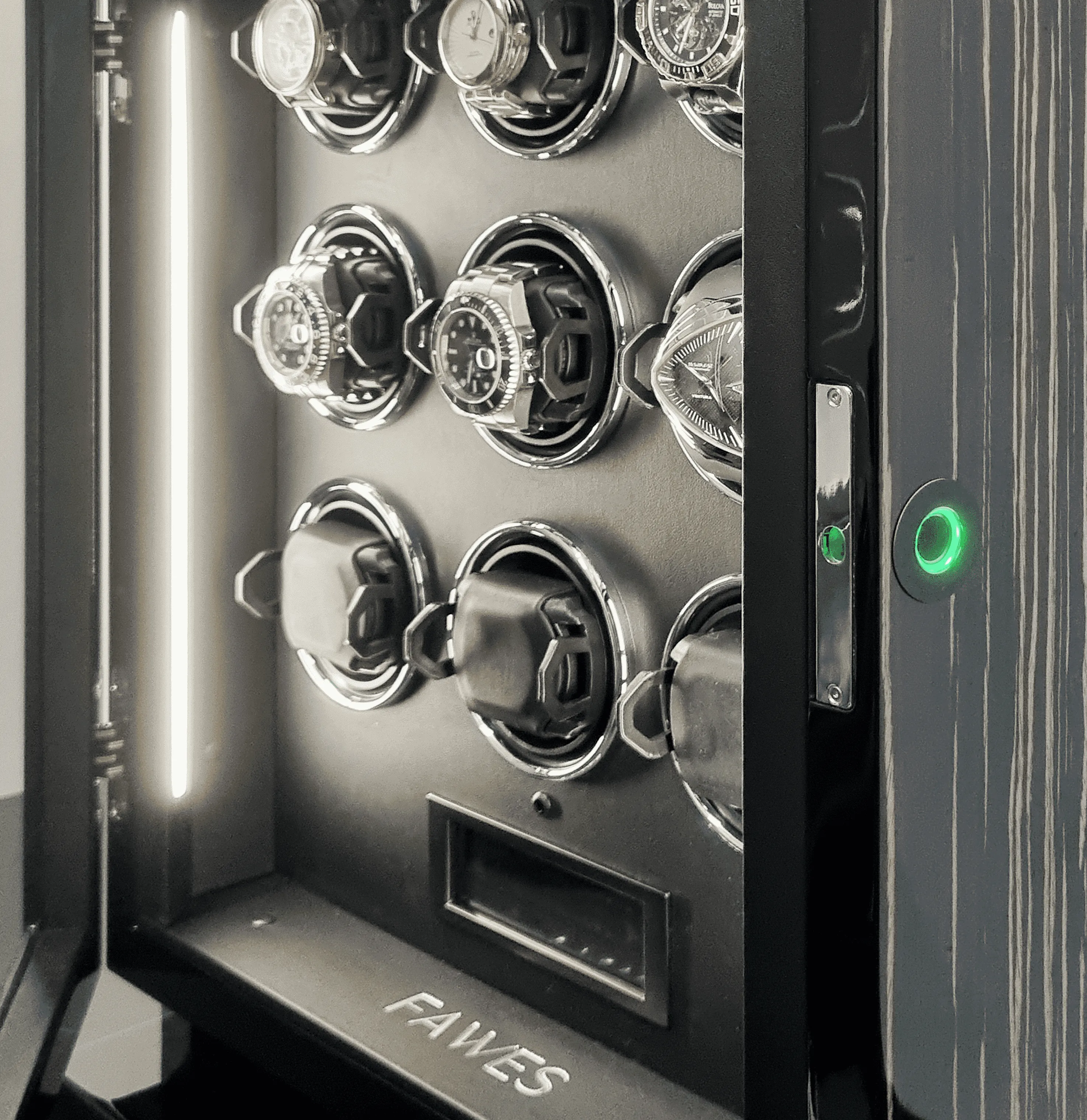 X63 Watch Winder with Biometric Access - 9 Epitope